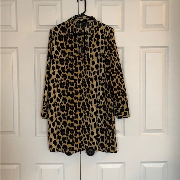 Zara Dresses & Skirts - Zara Leopard print shirt dress